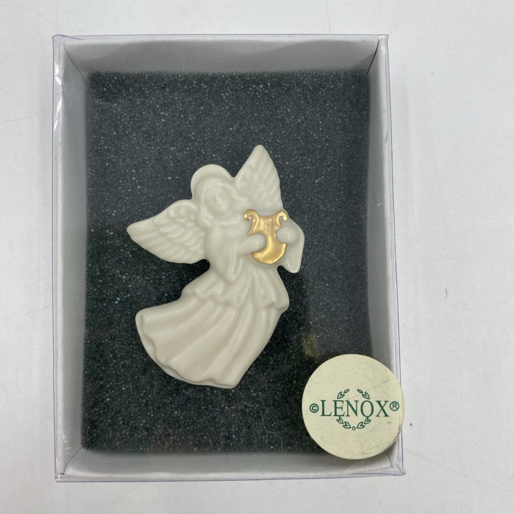 Lenox Angel Brooch Ivory Porcelain Gold Harp Musical Christmas Pin Boxed Harpist